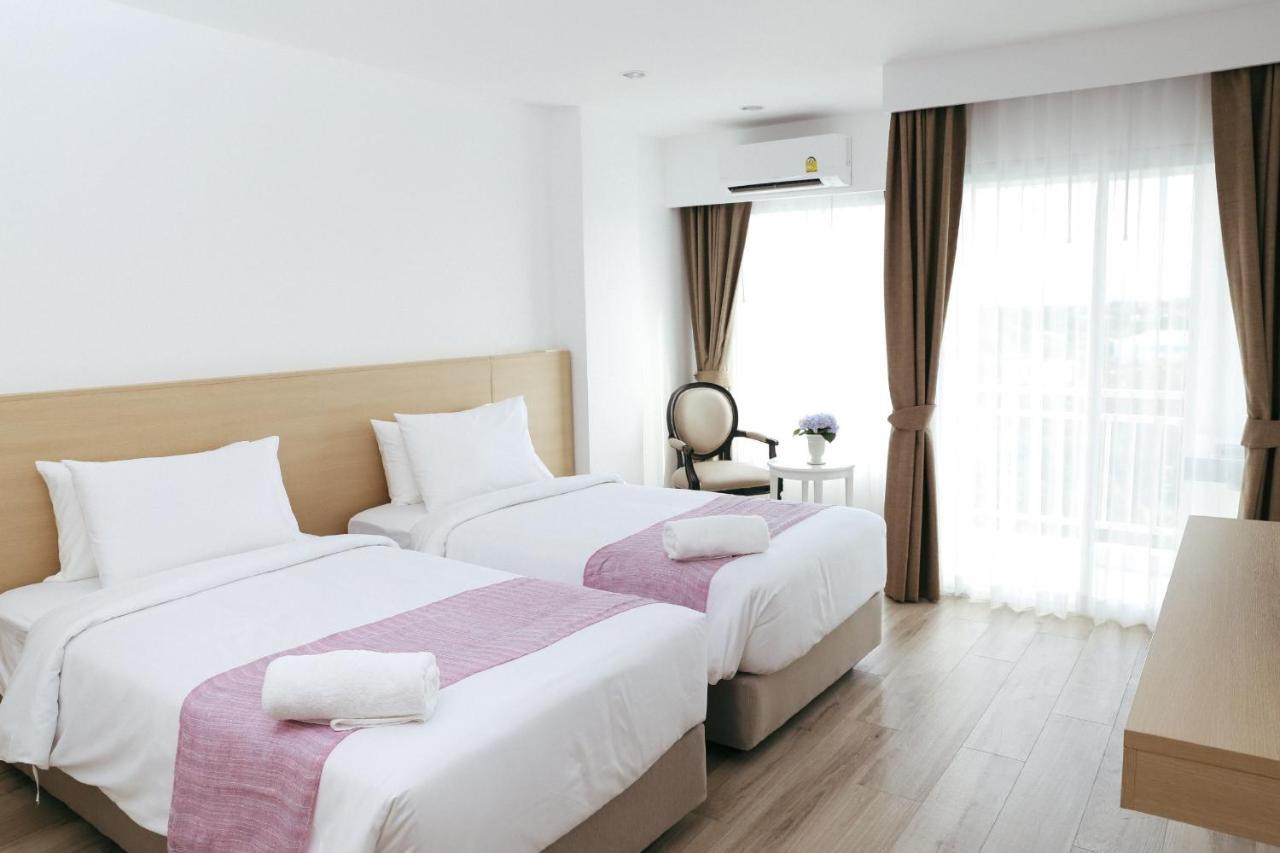 Superior Twin Room,1328538014:JPEG